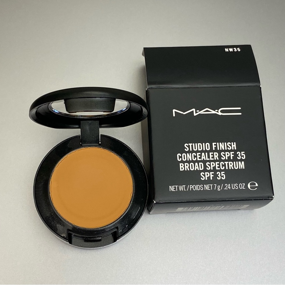 MAC “NW35” Studio Finish Concealer SPF 35